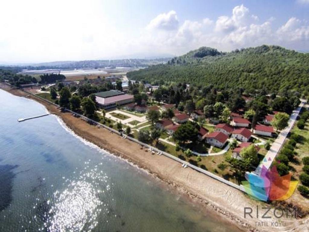 Rizom Tatil Koyu Hotel Samanli Екстериор снимка