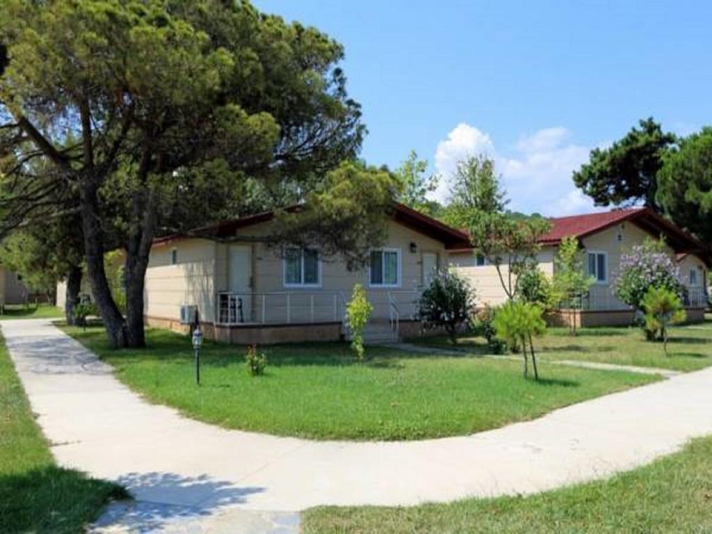 Rizom Tatil Koyu Hotel Samanli Екстериор снимка